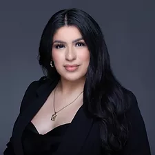 Evelyn Juarez - Content Creator